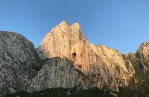 Explore La Huasteca Canyon