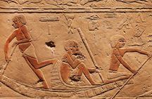 Private Day Tour to Giza and Saqqara with Guide