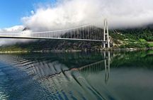 Private tour - Hardangerfjord, Voss Gondola & 4 Great Waterfalls