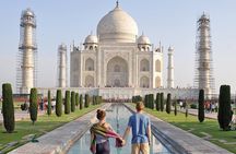 From Delhi: Taj Mahal Sunrise Tour with Agra Fort