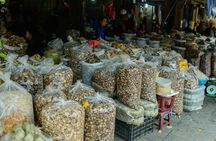 Hanoi Walking Foodie Tour by night