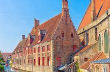 Private 3-hour walking tour of Bruges with official tour guide