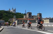 2h - Electric Bike Tour of Lyon with a Local Guide