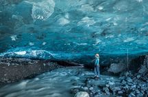 Crystal Ice Cave Adventure 