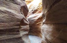 Red canyon jeep tour in Eilat