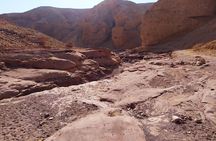 Red canyon jeep tour in Eilat