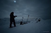 Star Walk Night Snowshoeing Tour from Tromso