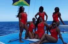 Catamaran, snorkeling & Dunn's River Falls 