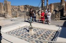 Pompeii small group with an archaeologist - skip the line