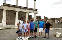 Pompeii small group with an archaeologist - skip the line