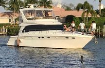  Jupiter Private Yacht Cruise with Captain/Stewardess 