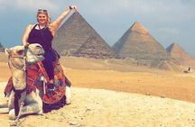 Cairo Sightseeing Tour (Giza Pyramids, Sphinx ,Museum and Bazaar)