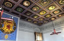 Stirling Castle and Loch Lomond Full-Day Private Tour in a Premium Minivan