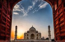 Agra : Private Sunrise Taj Mahal & Agra City Tour 