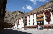 Laddakh Valley Tour (Leh, Nubra & Pangong Lake)