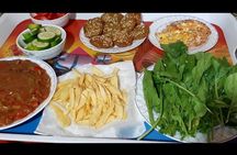 Authentic Breakfast with locals and tour to Giza pyramids and sphinx
