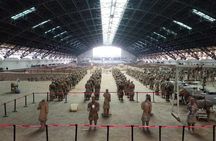 Xian Private Day Tour with Airport Transfer: Terracotta Warriors and City Wall
