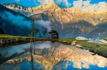 Essence of magnificent India and Nepal