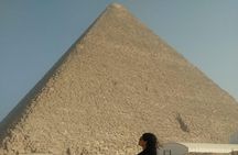 Best Private Half-Day Tour to the Pyramids of Giza with Lunch 