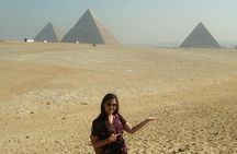 Best Private Half-Day Tour to the Pyramids of Giza with Lunch 