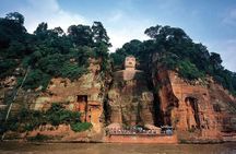 One Day Trip to Chengdu Panda Base and Leshan Buddha Tour