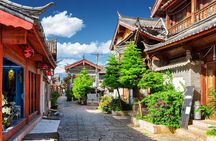 Private Half-Day Tour: Old Town of Lijiang and Black Dragon Pond Park
