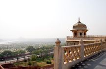Taj Mahal and Agra Overnight Tour from Goa with Return Flights
