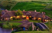 2 Day Waitomo Caves, Hobbiton Movie Set and Rotorua Tour from Auckland