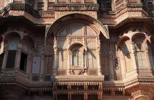 Private and Luxury Blue City Tour Pickup & Drop-Off by Pawan