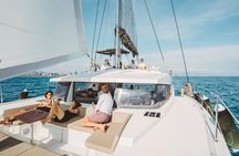 Sunset Sailing in Barcelona with Cocktails & Tapas