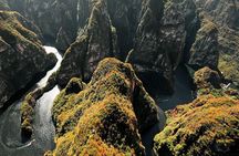 Longqingxia Gorge Cruise and Badaling Unrestored Great Wall Private Day Tour