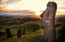 Private Tour: 2 Half Days & 1 Full Day Easter Island Essentials