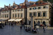 Old Town Sights & History: Small-Group Walking Tour With A Local