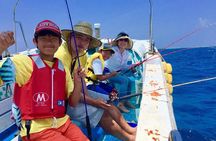 2 hours family fishing in Okinawa