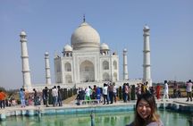 All Inclusive: Agra Taj Mahal Tour From Delhi 
