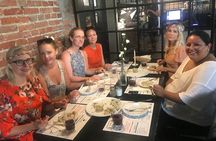 EVERYDAY Krakow: Traditional Food Tour with Old Town Sightseeing