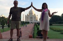 Agra Taj Mahal Budget Tour by Gatimaan Express Train