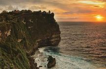 Uluwatu Temple Kecak Fire Dance Private Guided Tour