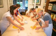 Pasta and Tiramisu class with Mamma in Spoleto
