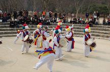 Korean Heritage Tour: Palaces and Villages of Seoul Including Gyeongbokgung Palace