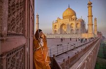 Taj Mahal Overnight Tour with Optional Hotels