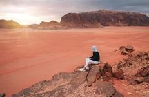 2 Hour Jeep Tour - Wadi Rum Desert & Canyon