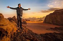 2 Hour Jeep Tour - Wadi Rum Desert & Canyon