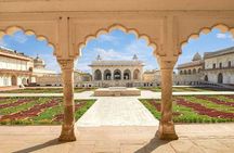 Taj Mahal Overnight Tour with Optional Hotels