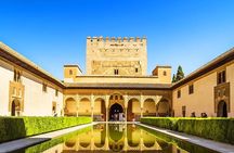 Tickets included: Alhambra Tour (Gardens, Alcazaba, Generalife)