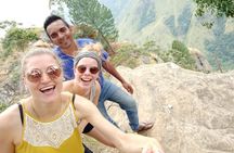 14 Days Tour in Sri Lanka (Hotels with Breakfast & Luxury Car)