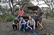 Durban: Go on Safari at 2 Game Reserves (Hluhluwe-Imfolozi) Pro Zeiss Binoculars