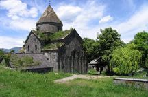 Private tour to UNESCO heritage Haghpat and Sanahin monasteries and Odzun church