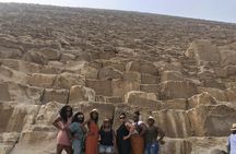 10 Hours Cairo Tour To Giza Pyramids and Egyptian Museum and Old Cairo