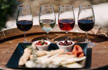 Santorini Wine Tour: Visit 3 Local Wineries with Tastings